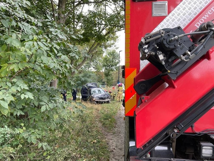 Wypadek samochodu w Toruniu. Zobacz zdjęcia z miejsca zdarzenia