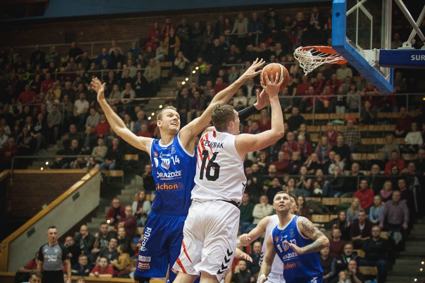 STK Czarni Słupsk - Pogoń Prudnik 67:59.