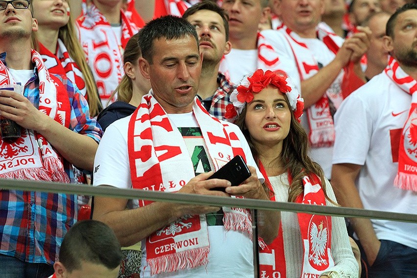 Ponad 57 tysięcy kibiców dopingowało reprezentację Polski w...
