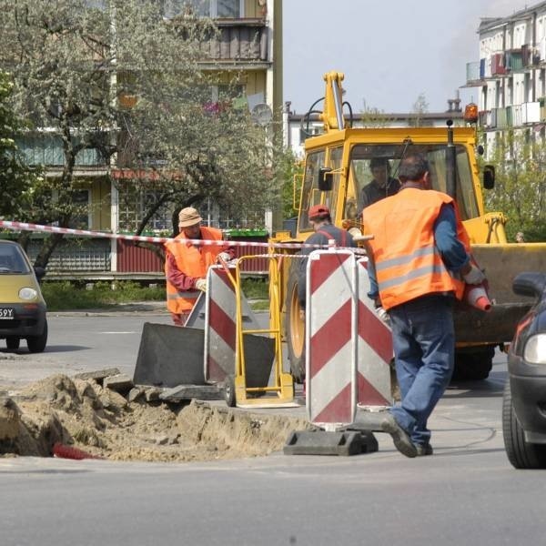 Prace przy poszerzaniu skrzyżowania ulic Struga i Andersa mają potrwać do końca tygodnia.