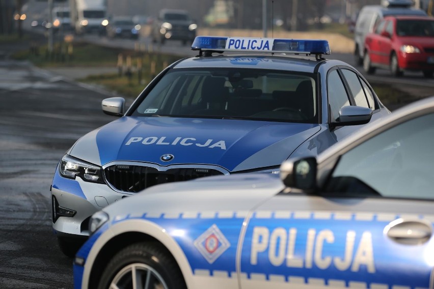 W 2019 roku policjanci z Poznania mieli znaleźć kierowcę,...