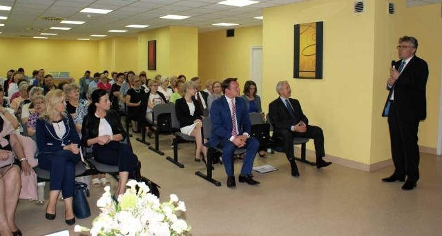 Konferencja na temat leczenia onkologii w Starachowicach i regionie.
