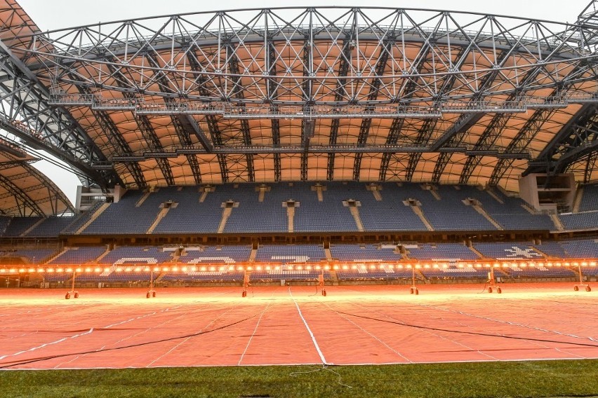 Na stadionie przy Bułgarskiej wymieniono murawę, która teraz...