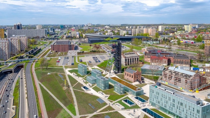 Katowice, strefa kultury. Widok na Muzeum Śląskie, Spodek,...