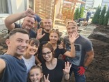 Rodzina z Bogdanowa wzięła udział w programie Odlotowych Ogródków Dominika Strzelca. Właśnie na ich działce trwa metamorfoza