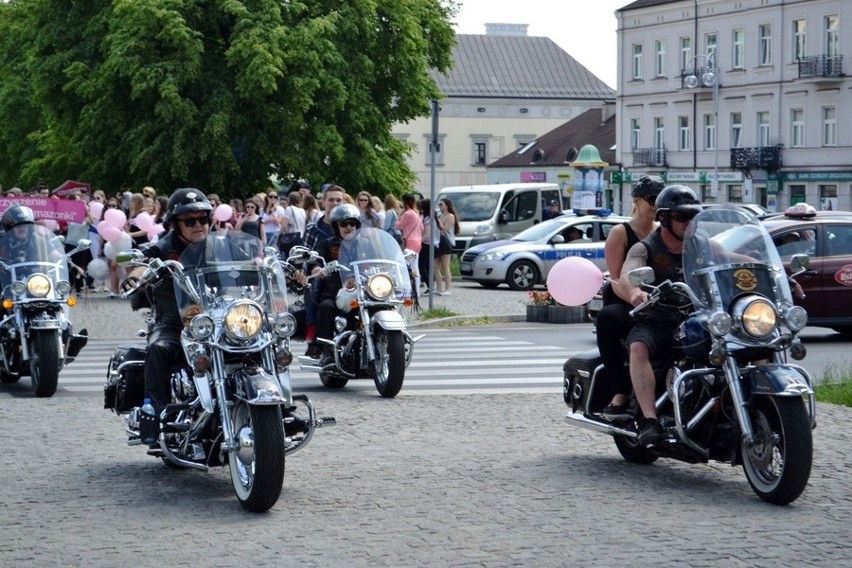 Marsz Różowej Wstążki do inicjatywa Częstochowskich Amazonek