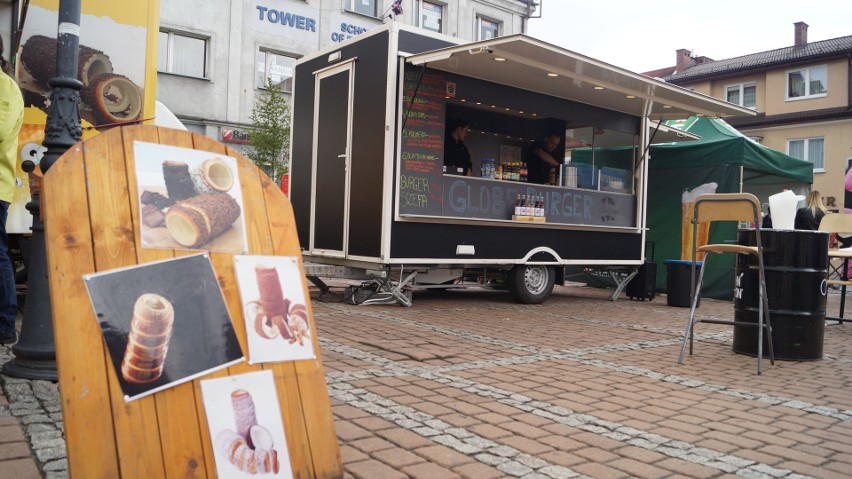 Majówka w Żorach: Na rynku zaparkowały food trucki