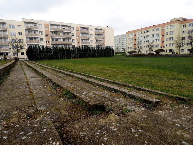 Teren boiska w rejonie ul. Spasowskiego w przyszłości ma być przekwalifikowany na parking.