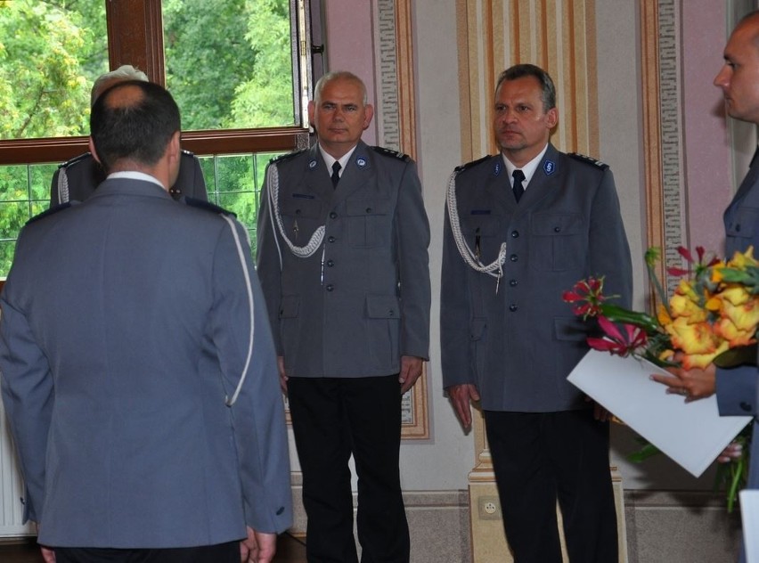 W lipcu podczas święta policji komendant Paweł Zarychta...