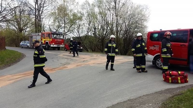 Dwa auta rozbite, bo... pani się spieszyło [ZDJĘCIA]