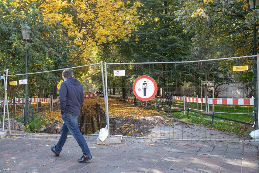 Kraków. Planty rozkopane. Ile potrwają roboty?