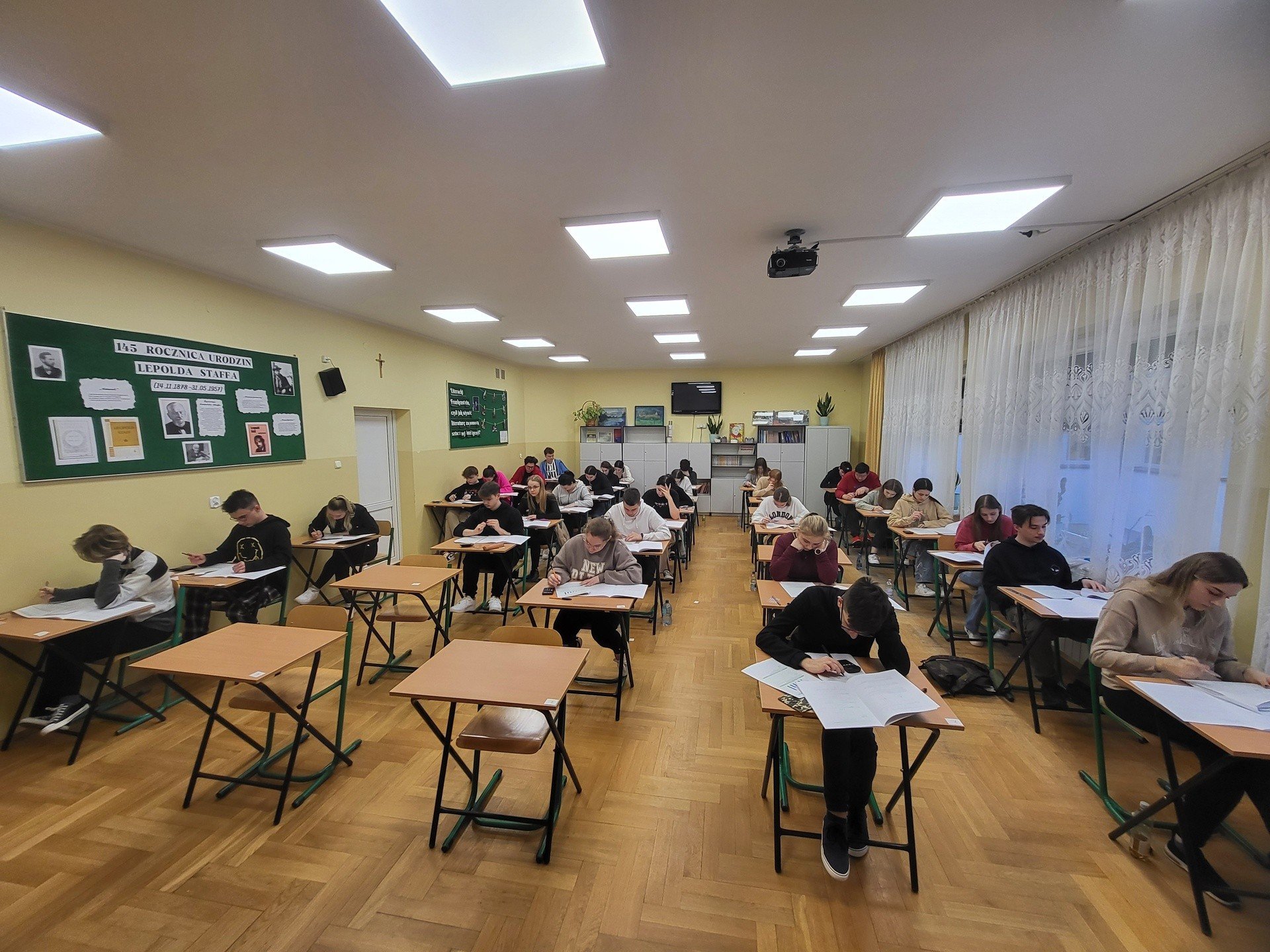 Matura próbna 2024 z matematyki w Liceum Ogólnokształcącym imienia Jana