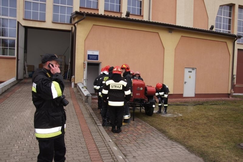 Pożar w elektrowni wybuchł przed godziną 9 rano. Początkowo...