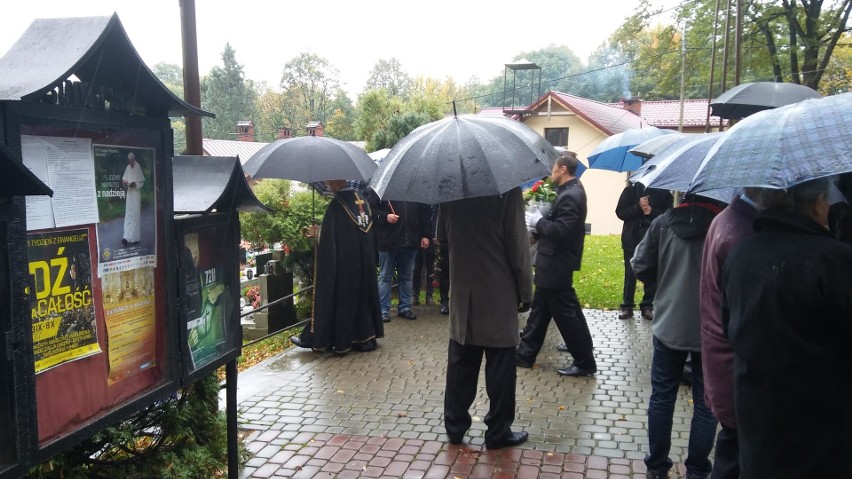 Pogrzeb Leszka Goławskiego. Prokurator spoczął na cmentarzu...
