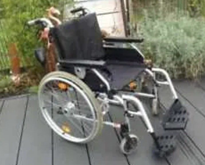 Zielona Góra: wózek inwalidzki dla osoby trwale...