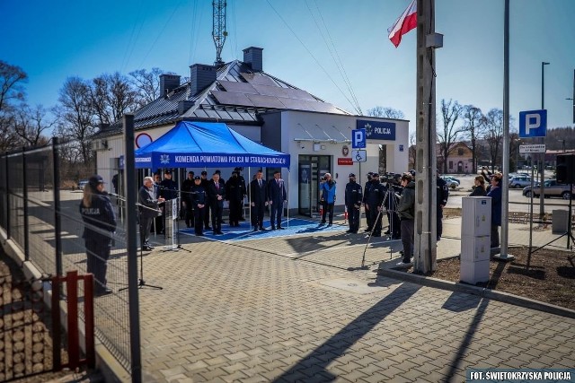 Policjanci z posterunku w Mircu mają wreszcie nową siedzibę