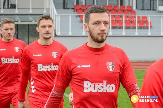 Oskar Gwóźdź z AKS 1947 Busko-Zdrój jest zadowolony z gry swojej drużyny w rundzie jesiennej