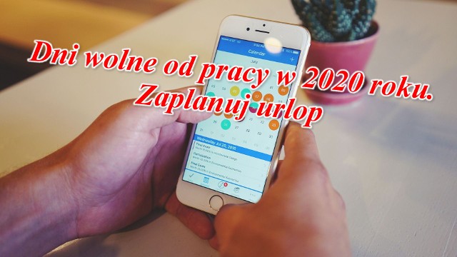 W 2020 roku będziemy mieć 113 dni wolnych od pracy (w 2019 było ich 114). Zapowiada się też kilka tzw. długich weekendów. Planując odpowiednio urlop możemy cieszyć się długim odpoczynkiem od pracy. Zobacz, jak wypadają dni wolne i święta w 2020 roku >>>