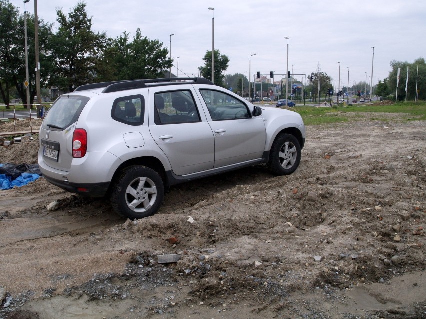 Szefowie koncernu Renault po dokładnych badaniach rynku i...