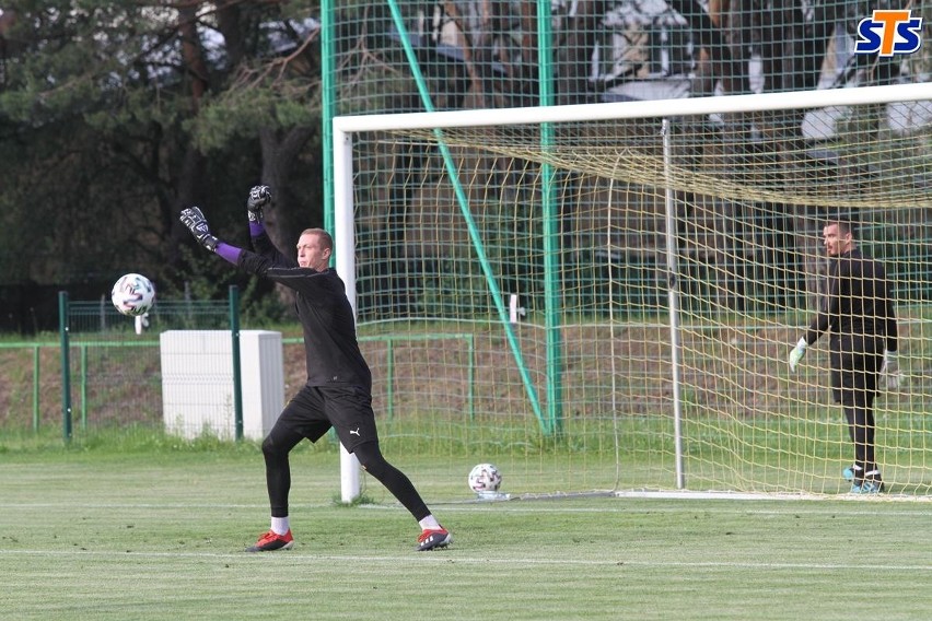 Ogromna mobilizacja w Koronie Kielce przed meczem z Górnikiem Zabrze. Kto uczestniczył w treningu? [ZDJĘCIA]