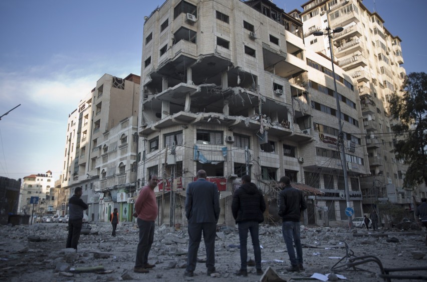Zniszczenia po bombardowaniu w Strefie Gazy