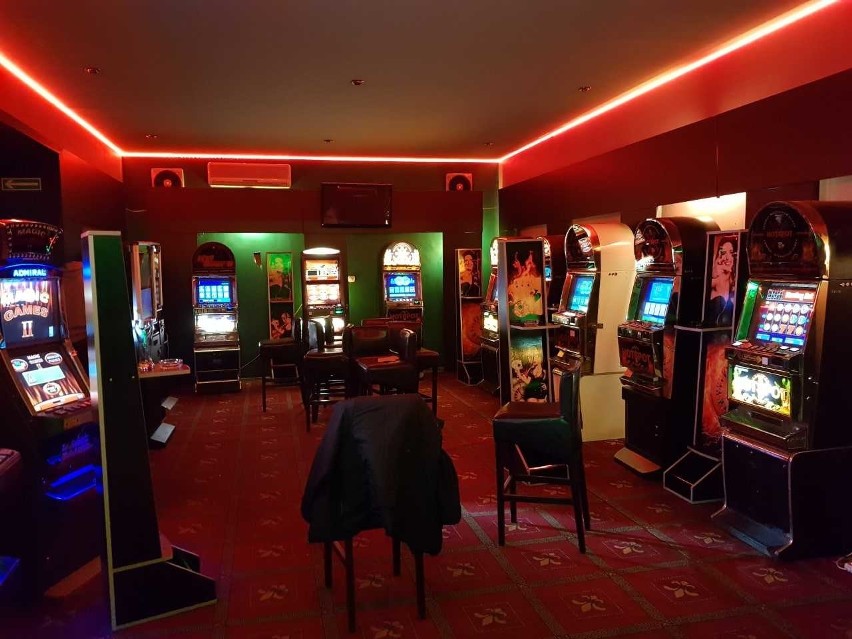 13 nielegalnych automatów do gier hazardowych w Białogardzie 