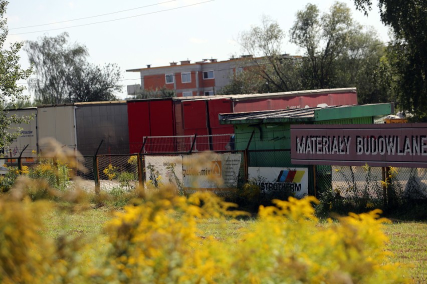 Ten teren upatrzyła sobie prywatna firma i zaczęła z niego...