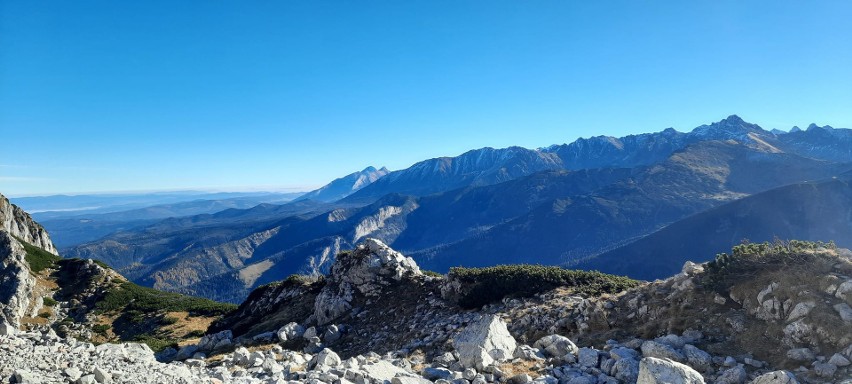 Giewont w jesiennej odsłonie. Być może już po raz ostatni w tym roku. Szczyt wygląda magicznie 