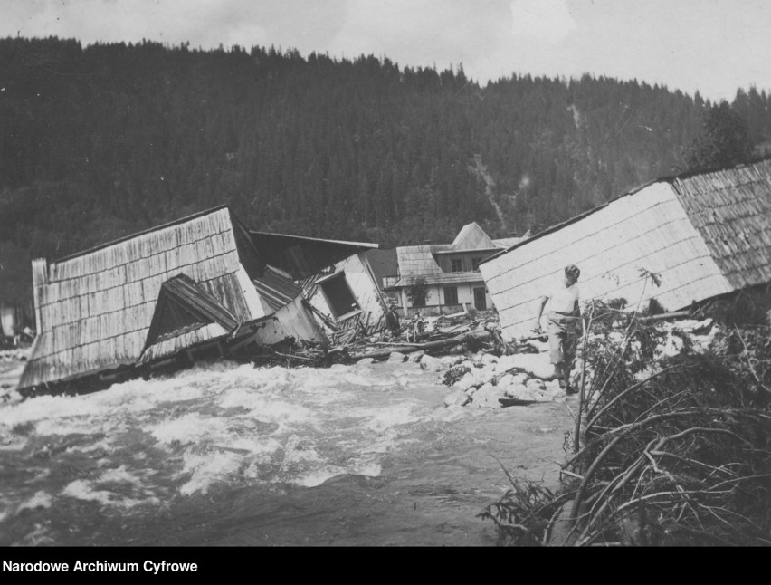 Wielka powódź w Zakopanem i na Podhalu w 1934 roku. Woda...