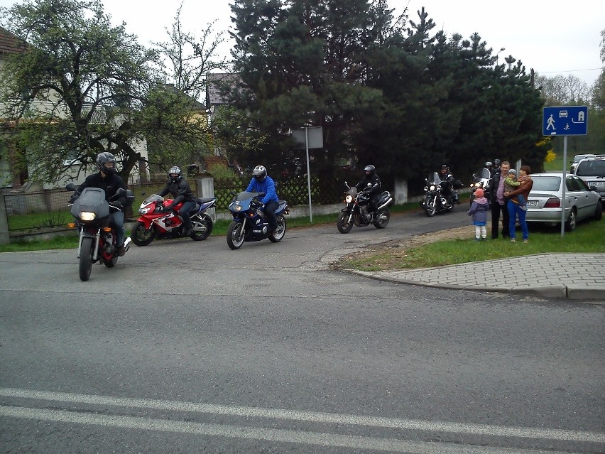 Motocykliści w Skrzyszowie k. Wodzisławia Śląskiego rozpoczęli sezon [ZDJĘCIA]