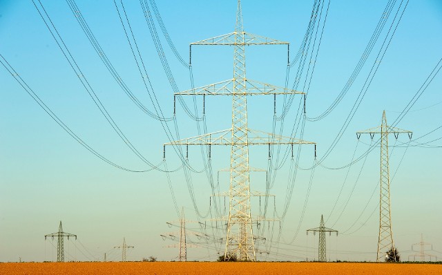 Operator Enea planuje w najbliższych dniach kilkadziesiąt wyłączeń prądu. Bez dostępu do energii zostaną setki Lubuszan. Lepiej już dziś sprawdźcie, czy was też to dotyczy.Wyłączenie dotkną Lubuszan z północy i południa regionu. Pierwsze wyłączenia już we wtorek 4 kwietnia >>>