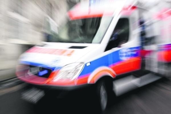 Wypadek pod Stęszewem: dwie osoby w bardzo ciężkim stanie