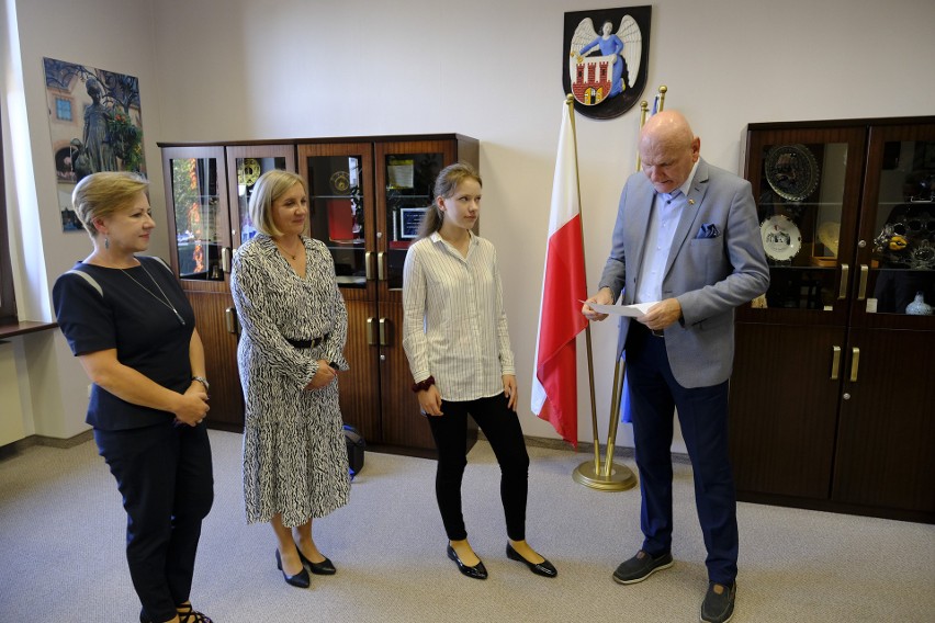 Prezydent Michał Zaleski spotkał się z laureatką "Matury na...