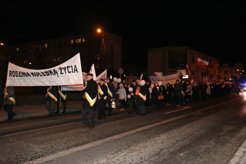 Marsz dla życia w Ostrowi Mazowieckiej [ZDJĘCIA]