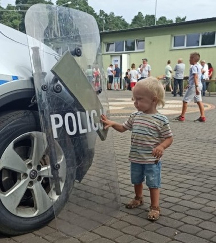 Weekend pełen atrakcji z policjantami podczas festynów w Falęciach i Białobrzegach