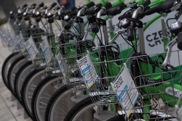Rowery miejskie w Częstochowie będą dostępne od 1 kwietnia 2023Do dyspozycji mieszkańców będzie 239 rowerów. Będzie je można wypożyczyć na 26 stacjach zlokalizowanych w różnych częściach miasta.