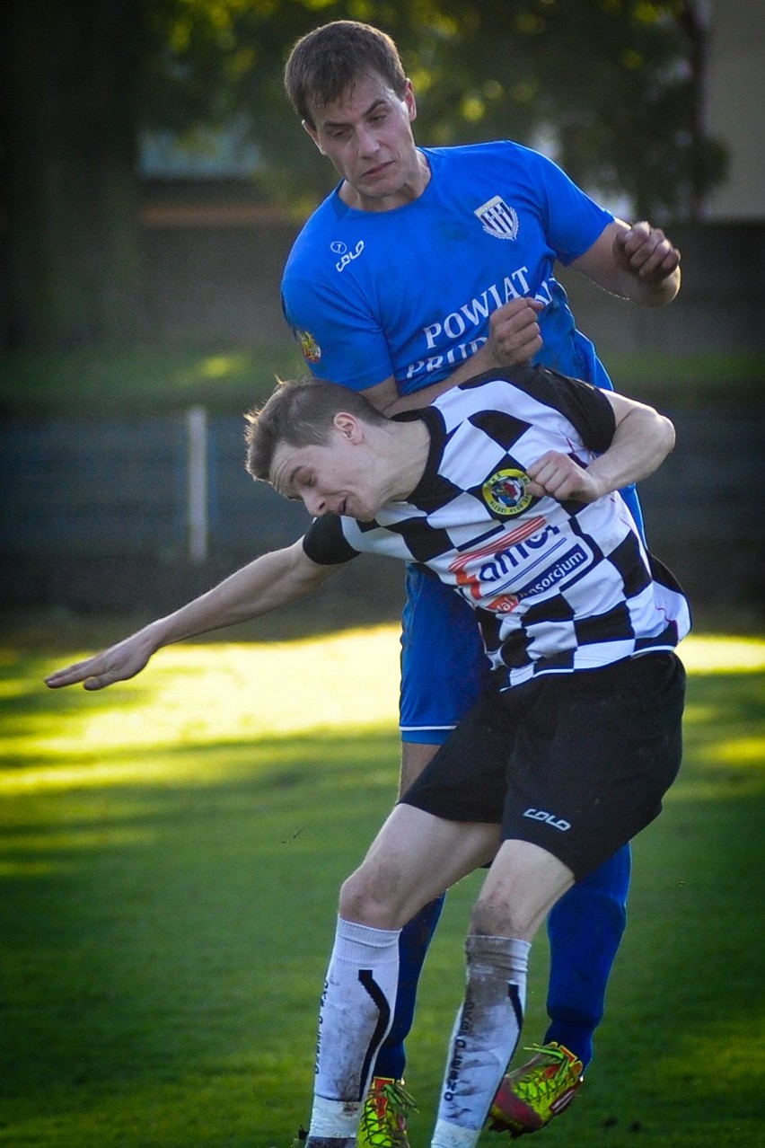 IV liga. Pogoń Prudnik - OKS Olesno 2:3