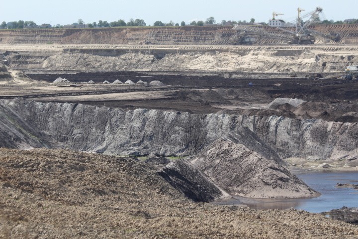 Rolnicy kontra kopalnia. Duży problem w gminie Piotrków Kujawski [zdjęcia]