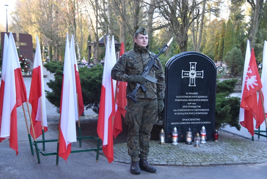 Na cmentarzu w Gorzowie pochowanych jest ponad stu...