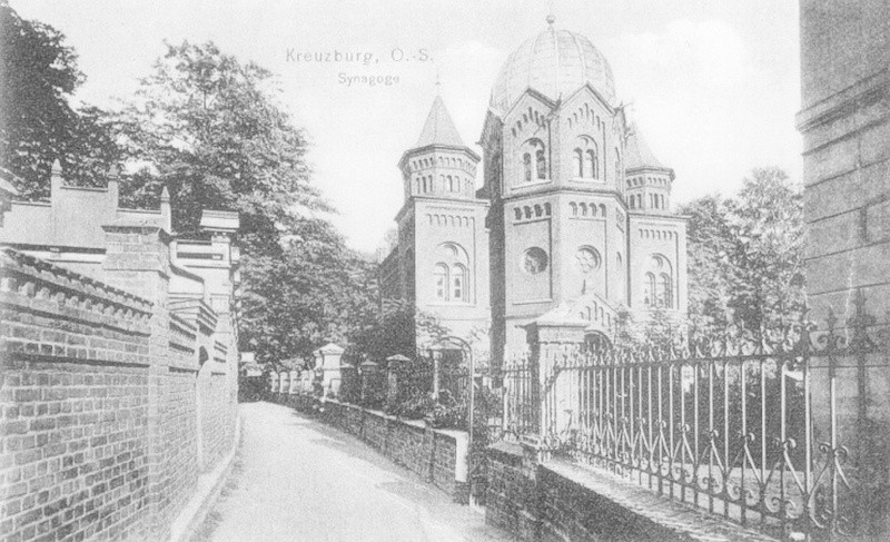 Synagoga w stylu mauretańskim zbudowana z 1886 roku jako...