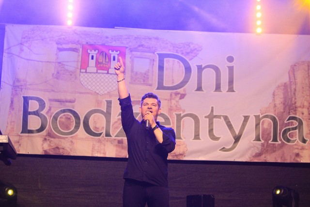 Muzyczną gwiazdą XXXV Dni Bodzentyna była w tym roku discopolowa grupa Akcent z Zenkiem Martyniukiem.