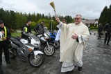 Motocykliści uroczyście rozpoczęli sezon w Kielcach. Była msza święta w parafii świętego Maksymiliana i przejażdżka z udziałem księży
