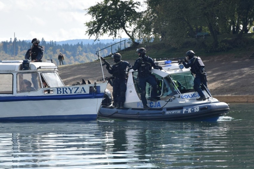 Ćwiczenia służb "Solina 2022". Organizatorem była Komenda Powiatowa Policji w Lesku [ZDJĘCIA]