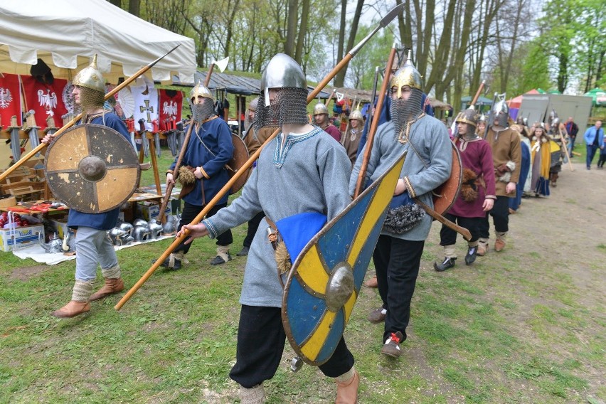 XIX Turniej Rycerski rozpoczął się w sobotę (30 kwietnia) o...