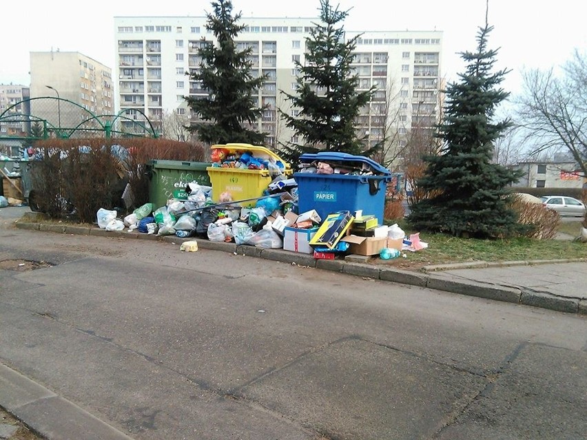 Ulica Budowlanych w Rybniku utonie w śmieciach po świętach?...