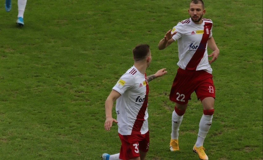 Sandecja - ŁKS. Po trzy punkty  do Nowego Sącza