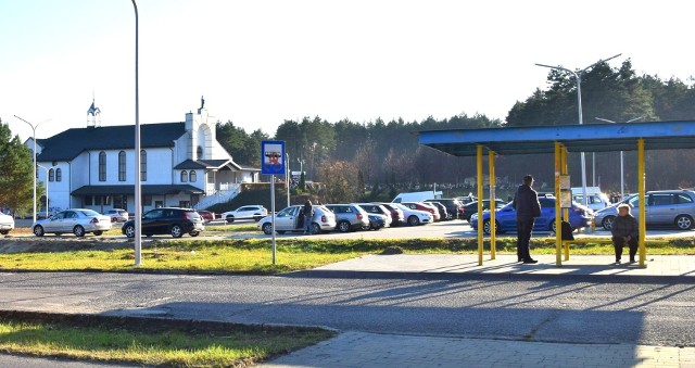 1 listopada będą dodatkowe kursy autobusów na cmentarz komunalny w Tarnobrzegu-Sobowie