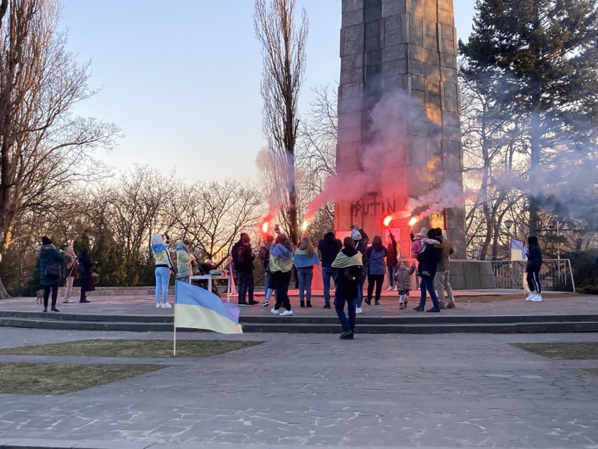 Antywojenny protest odbył się na Cytadeli....