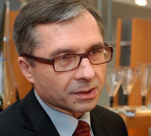 Rozmowy z bankami trwają. Wierzę, że uda się uratować hutę – mówił nowy prezes Waldemar Książczak. Fot. Tomasz Jefimow
