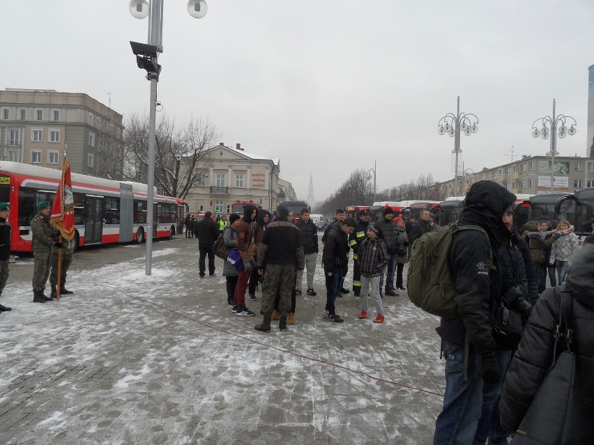 Wielki pokaz autobusów hybrydowych w Częstochowie ZDJĘCIA